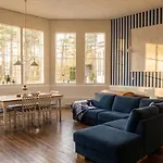 Semesterbostad Aegna House Private On A Small Island